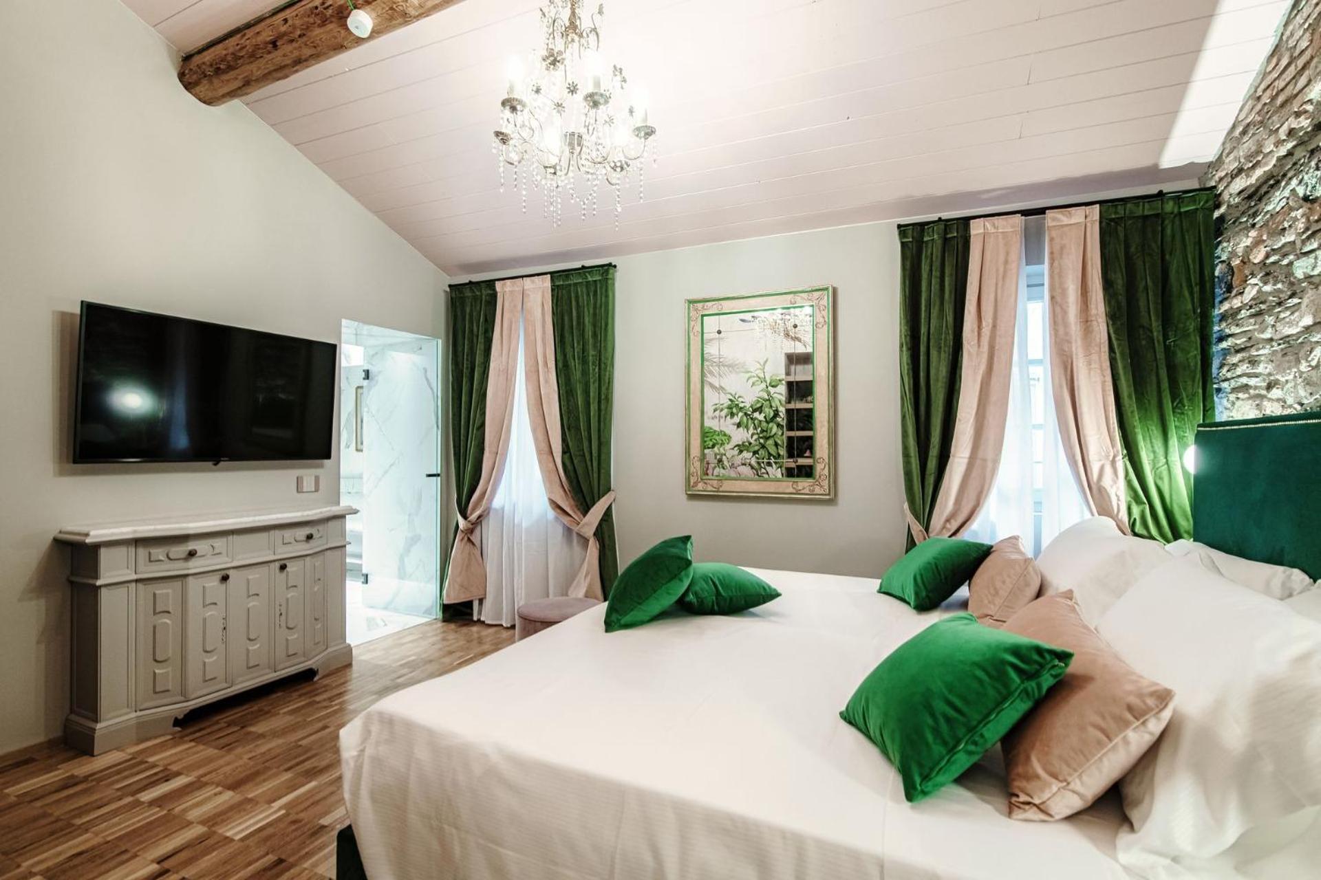 Aurum - Como Luxury Suites Δωμάτιο φωτογραφία